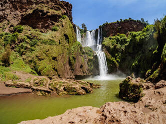 Ouzoud Falls, Wasserfall in der Nähe des Dorfes Tanaghmeilt im Mittleren Atlas, Provinz Azilal, Region Beni Mellal-Khenifra, Marokko, Nordafrika, Afrika - RHPLF20185