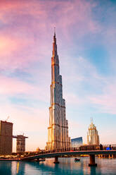 Der Burj Khalifa, vor seiner Einweihung im Jahr 2010 als Burj Dubai bekannt, ist ein Wolkenkratzer in Dubai, Vereinigte Arabische Emirate, Naher Osten - RHPLF20282