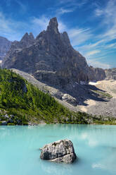 Sorapis-See und Berg Sorapis, Venetien, Dolomiten, Italien, Europa - RHPLF20335