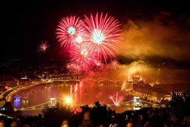 Fireworks Show over Budapest on 20th August (St. Stephen's Day), celebrating the foundation of the Hungarian state, Budapest, Hungary, Europe - RHPLF20346