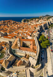 Luftaufnahme der Kirche Sv. Jakov, Dubrovnik, Kroatien. - AAEF11419