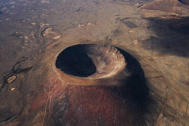 Luftaufnahme des Vulkans Calderon Hondo in der Nähe von Lajares, Insel Fuerteventura. - AAEF12710