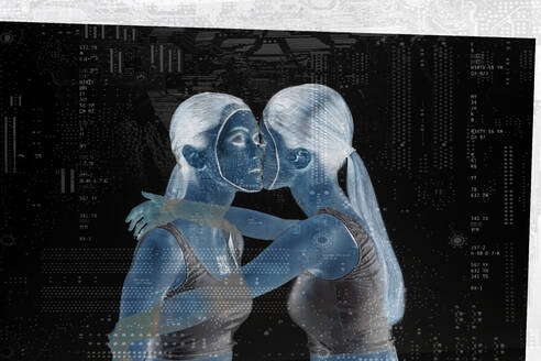 Roboterfrau umarmt und küsst sich selbst auf schwarzem Hintergrund - EIF01961