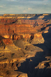 Blick vom South Rim bei Sonnenaufgang, Grand Canyon National Park, UNESCO-Weltkulturerbe, Arizona, Vereinigte Staaten von Amerika, Nordamerika - RHPLF20595