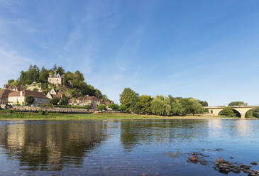 Frankreich, Dordogne, Limeuil, Mittelalterliches Dorf am Ufer der Dordogne - GWF07112