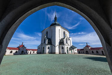 Wallfahrtskirche des Heiligen Johannes von Nepomuk, UNESCO-Weltkulturerbe, Zelena Hora, Tschechische Republik, Europa - RHPLF20779