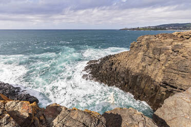 Coastal cliffs of Bass Strait - FOF12164