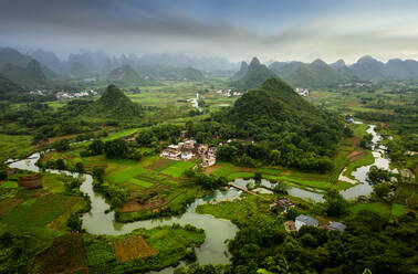 Xianggong-Hügellandschaft in Guilin - CAVF94925