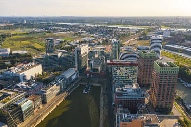 Deutschland, Nordrhein-Westfalen, Düsseldorf, Luftbild des Medienhafens - TAMF03236