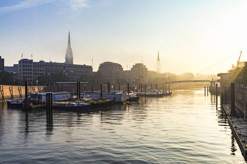 Germany, Hamburg, Binnenhafen canal at sunset - IHF00494