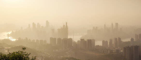 Chongqing in mist or pollution smog. - MINF16381