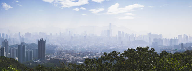 Hongkong Stadt im Nebel oder Dunst. - MINF16384