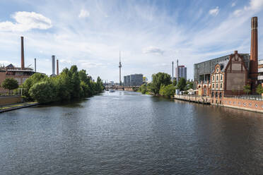 Deutschland, Berlin, Spreewasserkanal - ABOF00692
