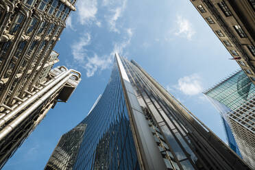 UK, London, Financial district skyscrapers seen from below - ISF25278