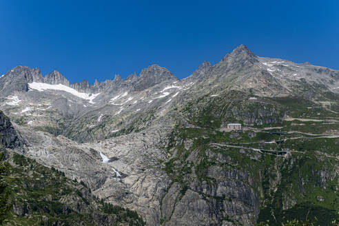 Kamm des Furkapasses in den Schweizer Alpen - RUNF04692