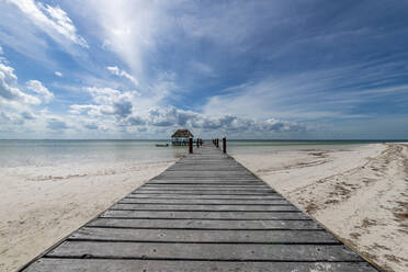 Mexico, Quintana Roo, Aerial view of sandy coastal beach of Isla Holbox - RUNF04710