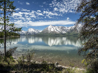 Colter Lake im Grand Teton National Park, Wyoming, Vereinigte Staaten von Amerika, Nordamerika - RHPLF20827