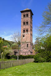 Deutschland, Baden-Württemberg, Calw, Glockenturm der Abtei Hirsau - LBF03582