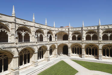 Der Kreuzgang, Jeronimos-Kloster (Hieronymitenkloster), UNESCO-Weltkulturerbe, Belem, Lissabon, Portugal, Europa - RHPLF21008