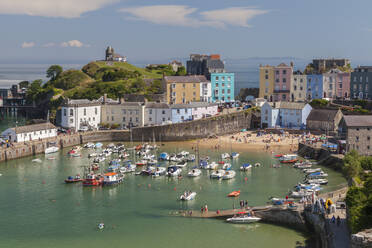 Tenby Harbour, Pembrokeshire, Wales, Vereinigtes Königreich, Europa - RHPLF21048