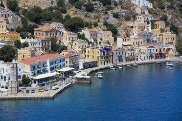 Hafen von Gialos, Insel Symi (Simi), Inselgruppe Dodekanes, Griechische Inseln, Griechenland, Europa - RHPLF21120