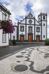 Portugal, Azoren, Nordeste, Fassade der Kirche Igreja Matriz de Sao Jorge - WWF05879