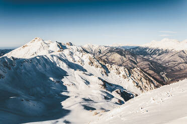 Snowcapped peaks of Aibga Ridge - OMIF00250