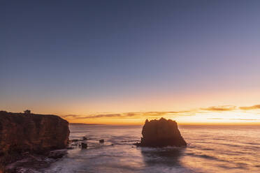 Langzeitbelichtung des Eagle Rock vom Split Point Lookout aus gesehen in der Morgendämmerung - FOF12411