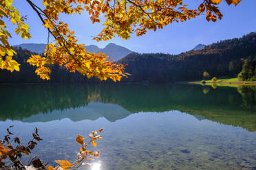 Scenic view of Alatsee lake in autumn - LBF03589