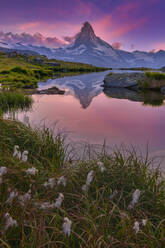 Matterhorn mountain with reflection on Stellisee lake at sunset, Zermatt, Switzerland - LOMF01301