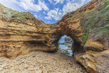 Grottenbogen im Port Campbell National Park - FOF12514