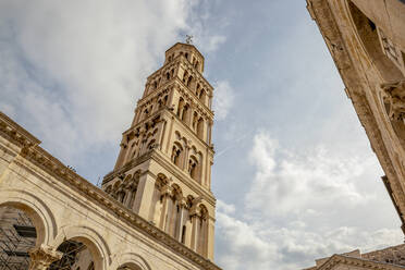 Glockenturm der St.-Dominus-Kirche am Diokletianpalast, Split, Dalmatien, Kroatien - MAMF02006