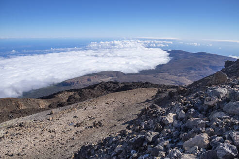 Spanien, Teneriffa, Blick von der Teide-Seilbahnstation - HLF01274