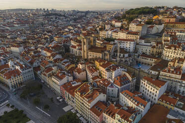 Luftaufnahme des Alfama-Viertels, der Altstadt im Stadtzentrum von Lissabon, Portugal. - AAEF14014