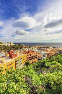 Stadt am Meer auf La Palma, Santa Cruz, Kanarische Inseln, Spanien - THAF03030