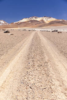 Das Hochplateau in der Nähe des Nationalen Reservats der Andenfauna Eduardo Avaroa, Departement Potosi, Bolivien, Südamerika - RHPLF21240