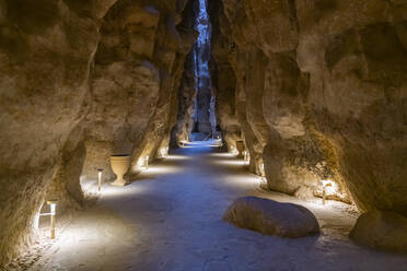Höhle am Berg Al Qarah, Oase Al Ahsa (Al Hasa), UNESCO-Welterbestätte, Hofuf, Königreich Saudi-Arabien, Naher Osten - RHPLF21348