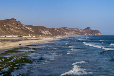 Blick über den Mughsail-Strand, Salalah, Oman, Naher Osten - RHPLF21552