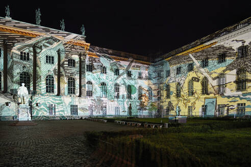 Humboldt-Universität während des Lichterfestes, Unter den Linden, Berlin, Deutschland, Europa - RHPLF21651