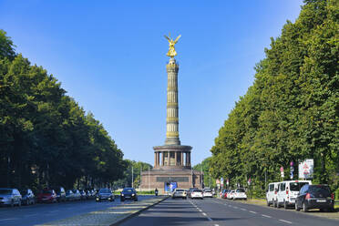 Triumphsäule (Siegessäule) am Großen Stern, Tiergarten, Berlin, Deutschland, Europa - RHPLF21659