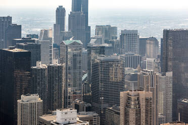 Blick auf die Innenstadt an einem sonnigen Tag, Chicago, USA - WPEF05783