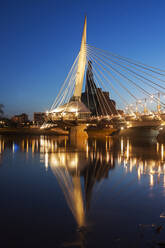 Canadian Museum for Human Rights and Esplanade Riel bridge - TETF00289