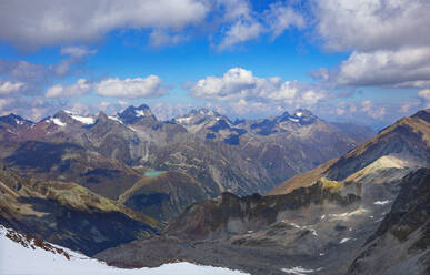 Scenic view from Rettenbach Glacier - WWF06152