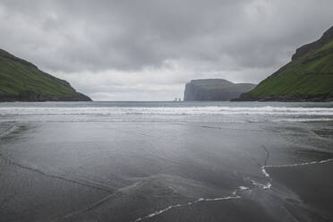 Dänemark, Strand an einem nebligen Tag - TETF00794