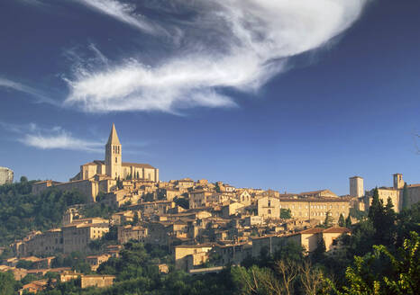 Italien, Toskana, Val D'Orcia, Pienza, Mittelalterliche Stadt auf einem Hügel - TETF01304