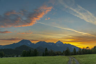 Wendelstein massif at moody dawn - FOF12970