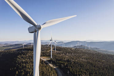 Windturbinen-Windpark auf dem Berggipfel Kibby Mountain Maine - CAVF96148