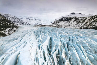 Luftaufnahme des Svinafellsjokull-Gletschers im Winter in Island. - AAEF14417