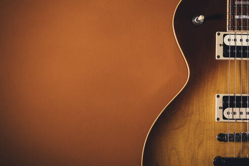 Studio shot of retro styled electric guitar - OYF00722