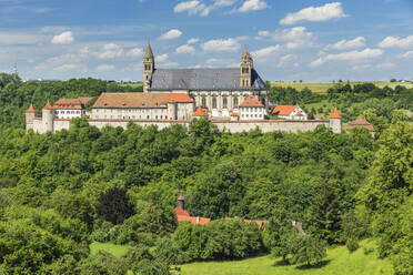 Benediktinerkloster Grovucomburg, Schwabisch Hall, Hohenlohe, Baden-Württemberg, Deutschland, Europa - RHPLF21995